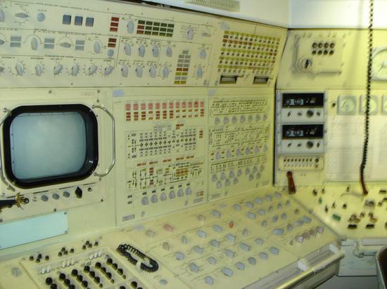 ͼƬ��һ��705K�ļ����ң������൱�ִ�����