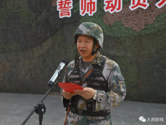 官方首曝我军新型车载155毫米火炮 部署对台一线部队