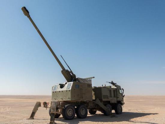 图为先前塞尔维亚YUGOIMPORT向阿联酋推销的NORA自行榴弹炮，该炮价格不超过500万美元。
