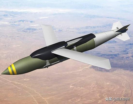 美军最新的JDAM-ER型GPS制导滑翔炸弹