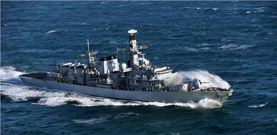 英国又准备派遣航母巡航南海 这次还带澳大利