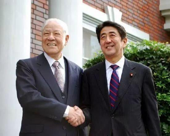 李登辉曾说,日台是“命运共同体”。