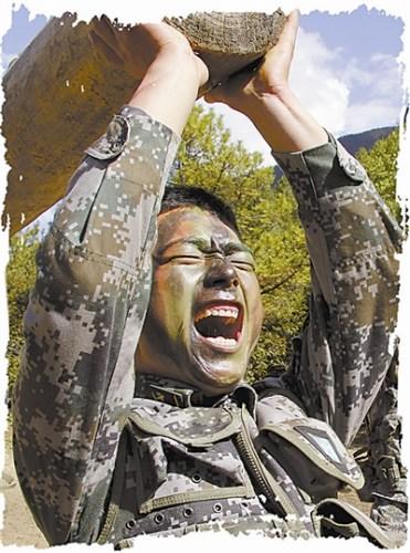 宋诚贵 西藏军区某旅特战连战士,下士军衔,荣立三等功1次。 罗 鹏摄 宋诚贵 西藏军区某旅特战连战士,下士军衔,荣立三等功1次。 罗 鹏摄