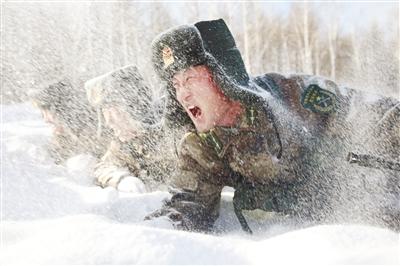 ԭ����ͼ���ź���ѩ��������ǰ��������ٱ���չʵս��ѵ����