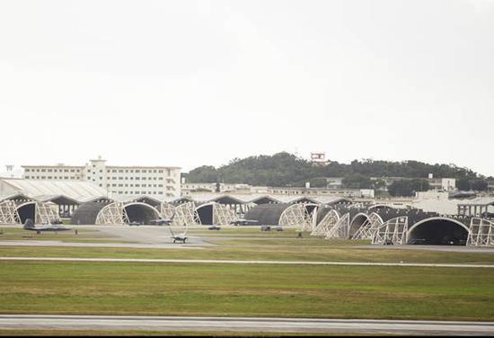 ͼΪ�й�����̽�ó���F-22����ɶѡ�