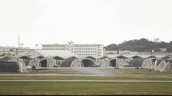 ͼΪ�й�����̽�ó���F-22����ɶѡ�