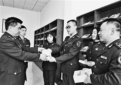 点击进入下一页