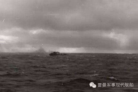 一艘英国战舰的悲壮：孤军奋战且最后撞向敌舰 