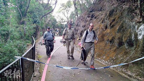 ��۷���8ö���վ�����ը�� ������������(ͼ)