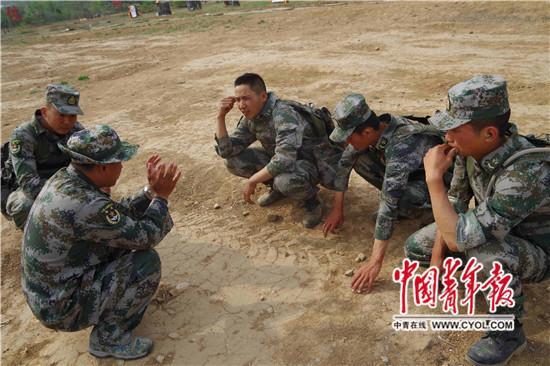 ��½��ǹ������ڼǣ���ս��ѵ�ǡ��׼Ӻڡ���Ӷ���