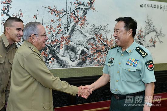 ԭͼ627磬ίϯϽڰһ¥õĹŰ͹ξίԱװ˹ƤŵϽ