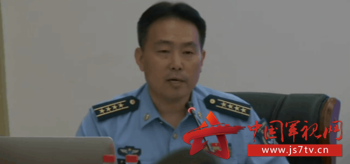 直播:空军运-20飞机列装首飞记者见面会 直播:空军运-20飞机列装首飞记者见面会