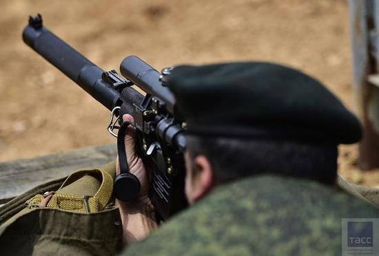 深度:印度造轻武器难产俄乘机推销 为何不从中