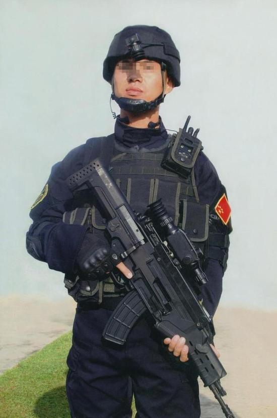 这款科幻步枪让中国侦察兵如虎添翼：美国苦心研究多年却最终失败