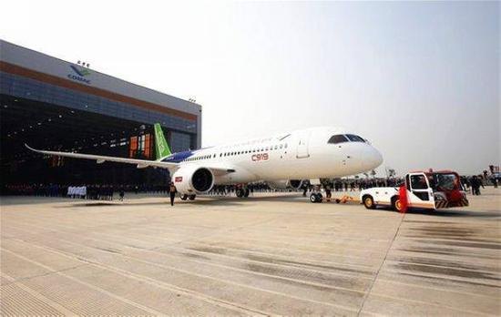 C919ȷ׷ ͻ㶦ʱ