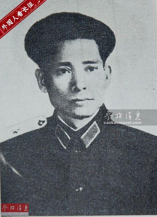 资料图：1955年洪水被授予中国人民解放军少将军衔。
