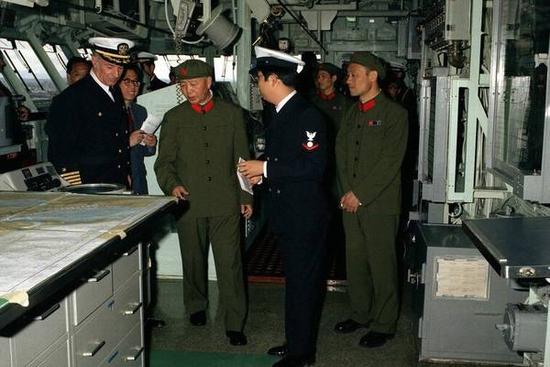 中国海军司令吴胜利:建造航母一直是刘华清的心愿