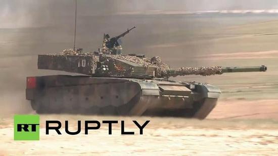 为应对中俄新型坦克挑战，美国推出四代坦克竟长这样