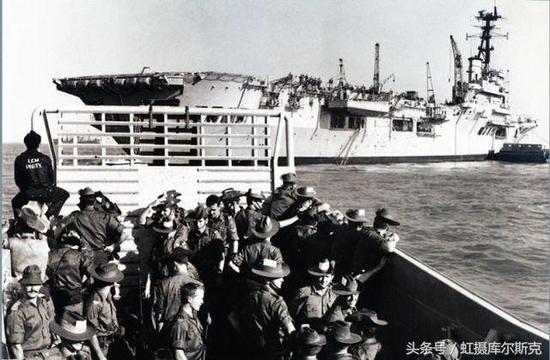 澳大利亚航母曾经很嚣张，在朝鲜轰炸志愿军，在南海忙着运军火
