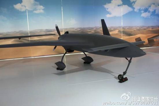 ���ѷ����Ĺ������˻�չʾ������ʵ��չʾ�����п��Կ������ٲʺ�ϵ�����˻������ʺ�ϵ�����˻�ʵ����˵ĶԱȣ�������ʾ����Щ���˻������Ͳ�С��