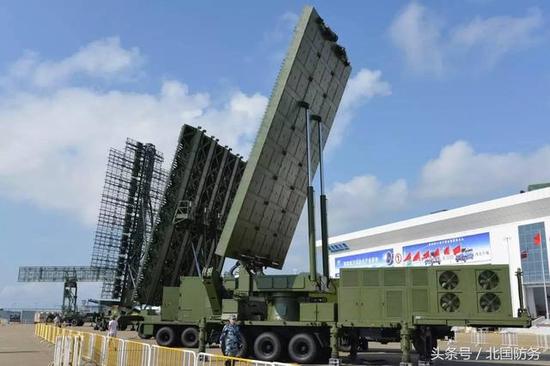 中国三款反隐身雷达同时航展 曾在东北监视F2