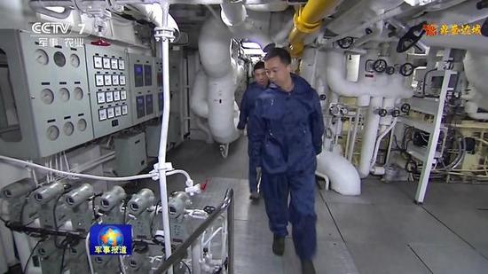 中国辽宁舰首次曝光内部细节,整洁程度让俄罗斯老大哥十分的汗颜