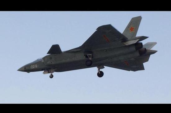 顶尖国家才能玩得起重型歼击机：中国空军重归世界最高水平