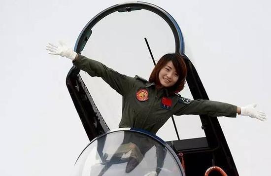 惹哭百万网民!余旭父母追悼会后到底做了什么?