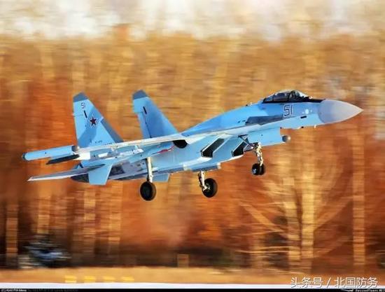 苏-35可靠性惊人，飞机下线后直接杀向叙利亚战场