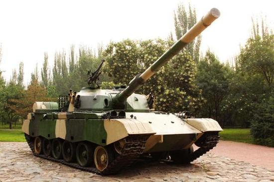 国产“风暴”坦克不惧英法意，航展上狂飙的VT坦克都是他儿孙辈