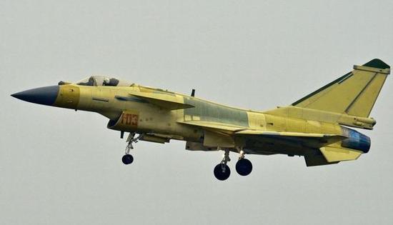 歼10B战机这一细节远超俄军 苏35入华已不再