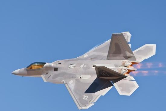 美军飞机91％稀土来自中国，没它F22、F35都只能当成废铁