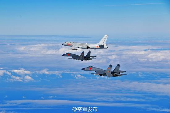 解放军军机半个月内第二次绕台 台媒称这次尽在掌握