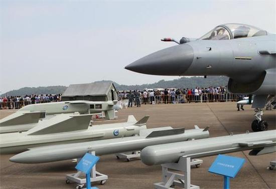 中国又一款新型机载导弹有了新进展:巴铁空军听到消息后满心欢喜