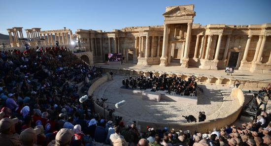 5月，叙利亚与俄罗斯一同巴尔米拉举行音乐会