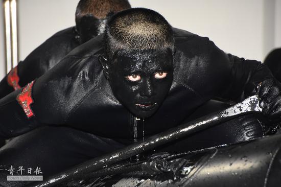 ̨��½���������ܱ����ڽ������ڳ���ѵ��