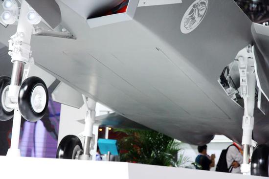 2016珠海航展上的鶻鷹2.0模型