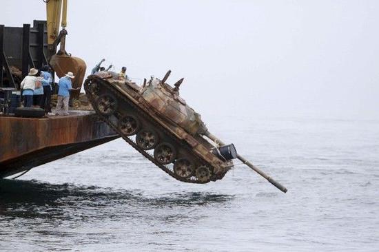 中国廉价坦克曾被泰国丢海里 豪华版为何却能热销 |中国|坦克|泰国_新浪军事_新浪网