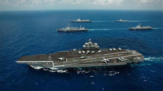 2017年中国这5大杀手锏或将曝光:轰20与东风