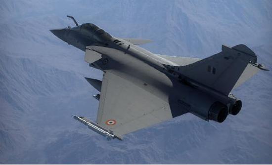 印度花费巨资购买阵风战机 为何不是购买苏35