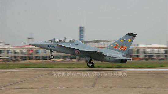 中国这4款明星军机都曾是黑户 FC31能否逆袭