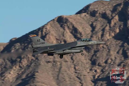 中国歼20轰20隐身性能如何 美军一特种飞机值