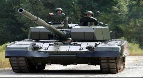 俄制T-72主战坦克