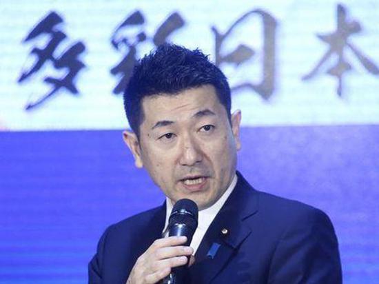 ��ϯ������ձ�����ĳ����� 