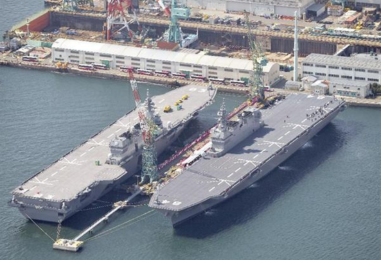 
	“出云”级二号舰“加贺”号刚刚服役，就惹得日本产经新闻高呼让中国看看日本的实力 
