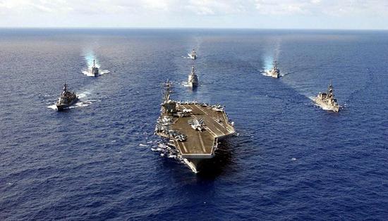歼轰7A饱和攻击有多牛:一个团就让美航母编队