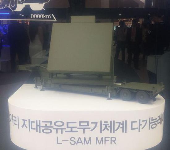 　　韩国计划为L-SAM系统配备的大型有源相控阵雷达，韩方表示该雷达的性能指标“直追”AN/TPY-2