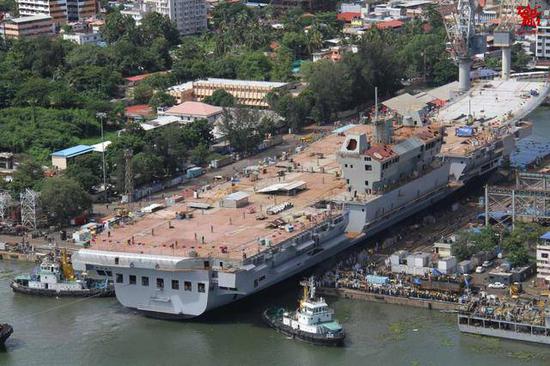 
	印度首艘国产航母“维克兰特”号已数次出水 
