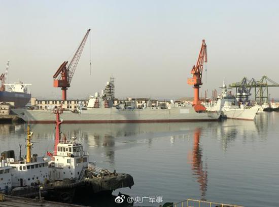 （原题为《大连船厂052D建造近况曝光》）	
