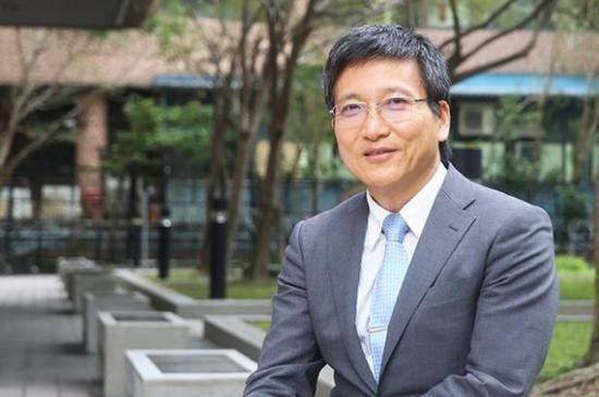 中华港澳之友协会会长、台湾淡江大学大陆研究所前所长、“习马会”参与者张五岳教授